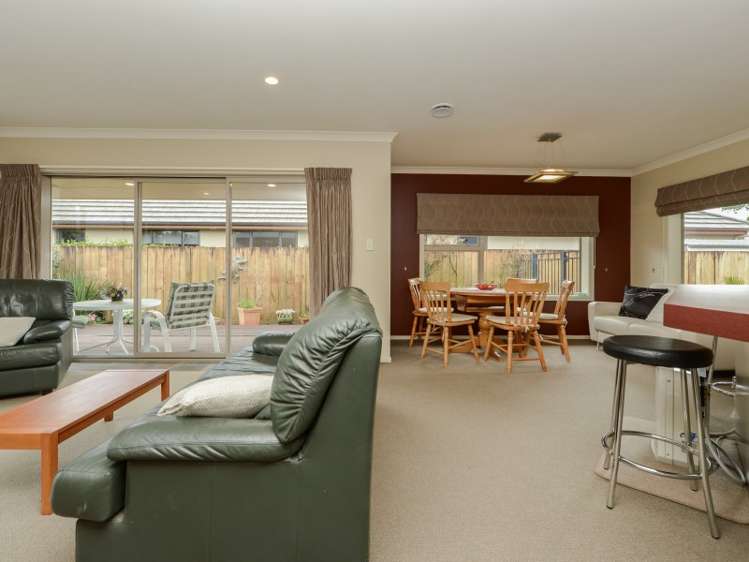 5 Westbury Mews Huntington_9