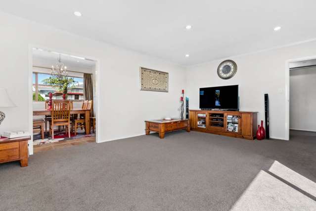 95 Beechdale Crescent Pakuranga Heights_2