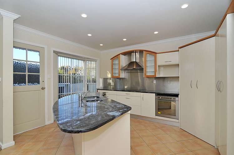 48 Wai-Iti Crescent Woburn_5