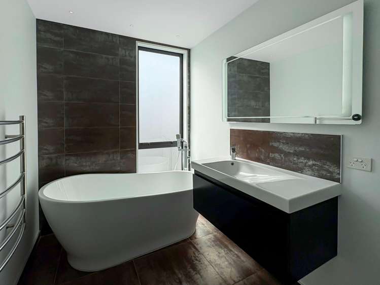 49 Gracefield Av Christchurch Central_15