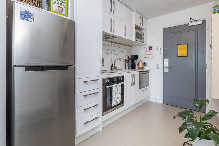 1109/22 Nelson Street Auckland Central_10