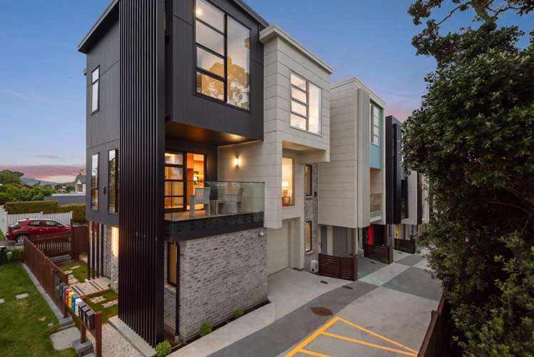 33 Williamson Avenue Belmont_22