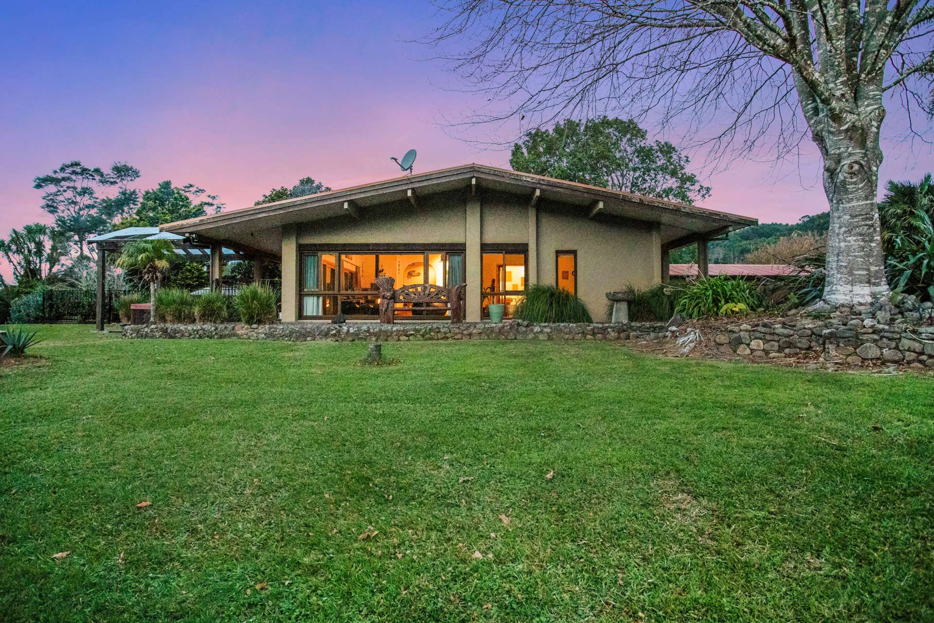 122 Puketui Valley Road Hikuai ThamesCoromandel Houses for Sale