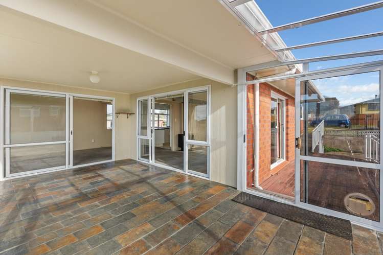 6 Hillcrest Street Glen Avon_12