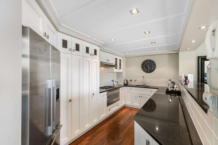 9/15 Kerry Drive Queenstown_5