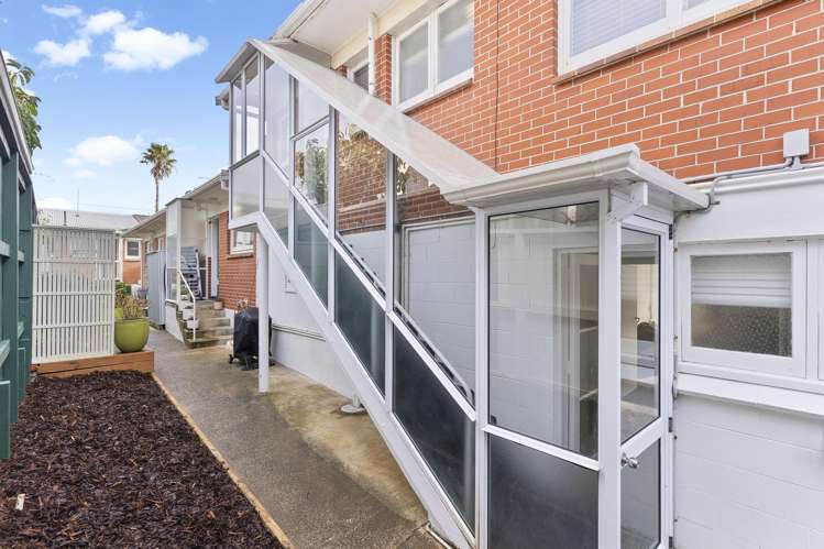 2/4 Cecil Road Milford_14