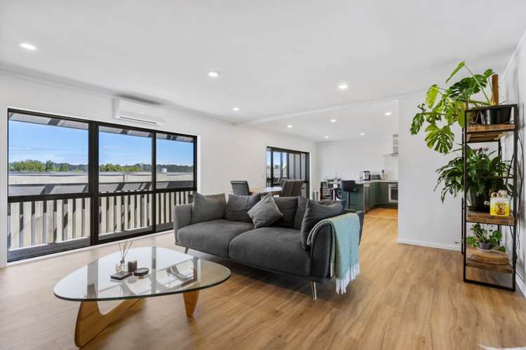 15/18 Airborne Road Rosedale_4