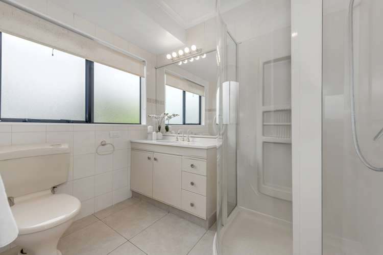 2 Frank Nobilo Drive Golflands_26