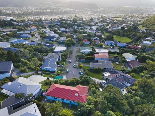 13 Wilmshurst Place Tawa_4