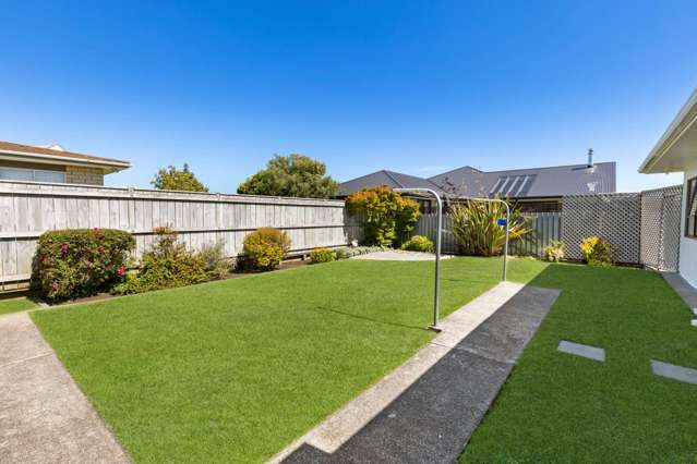 12a Antrim Place Springvale_2