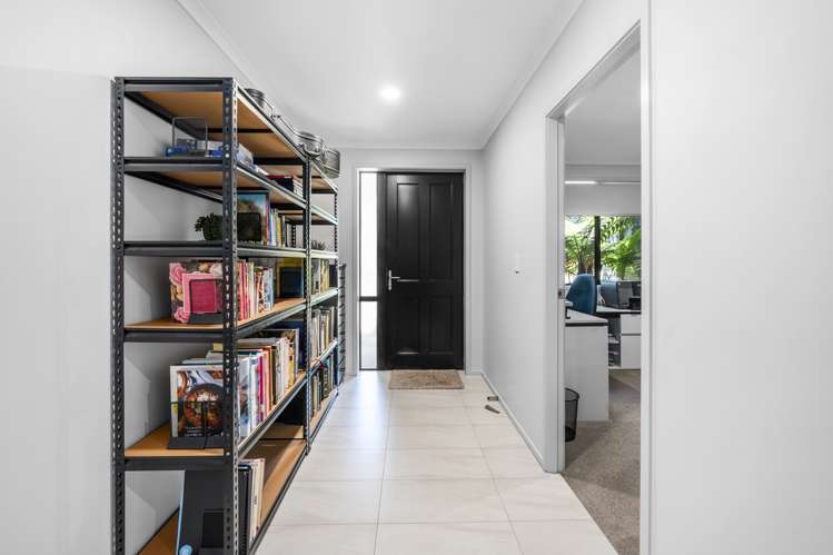 37 Riverholm Drive Mangakakahi_10