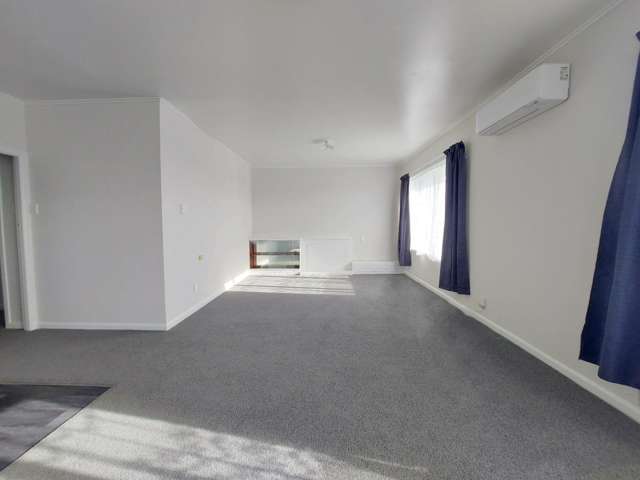 23 Queens Avenue 1067_3