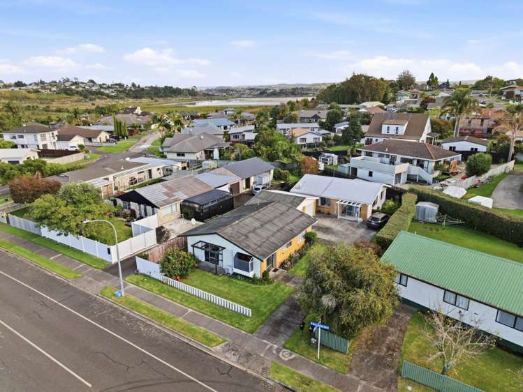 32 Sylvania Drive Matua_12