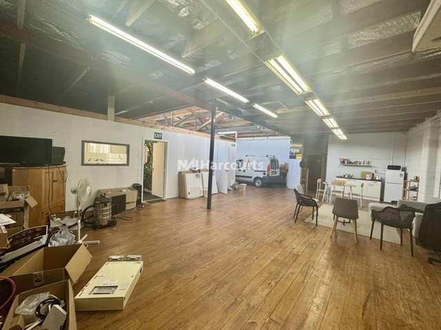 A/175 Archers Road Glenfield_3