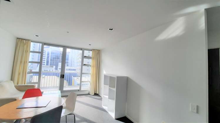 3B/48 Liverpool Street 10015_5