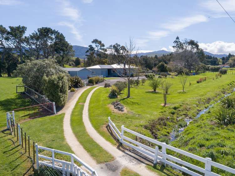 1827 State Highway 2 Masterton_19