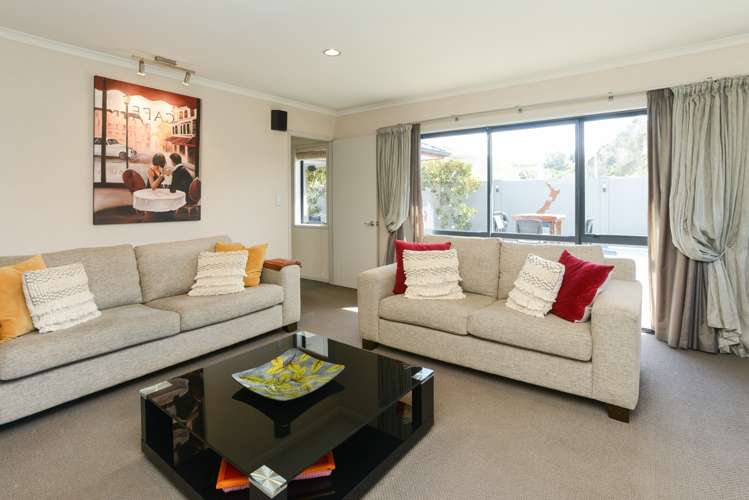 87 Merlot Drive Greenmeadows_11