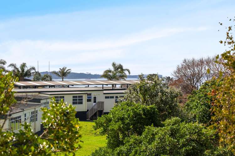 77 Macleans Road Bucklands Beach_11