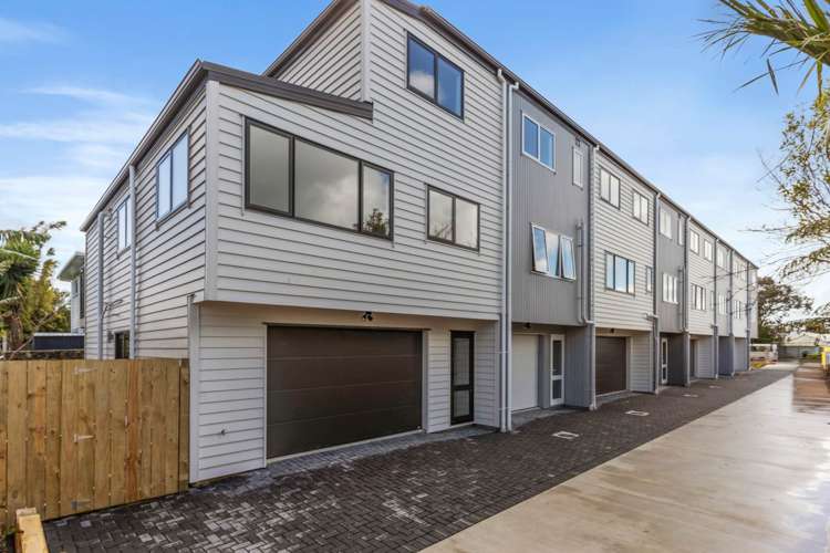 8/273 Mt Albert Road_0