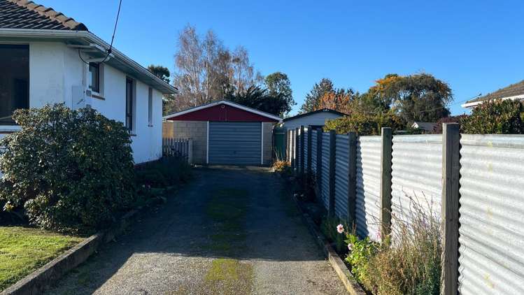 12 Betten Street Waimate_17