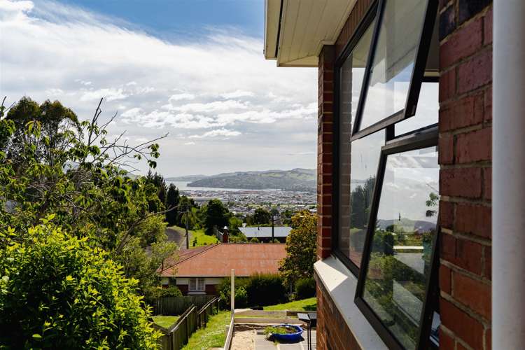 119 Riselaw Road Calton Hill_11