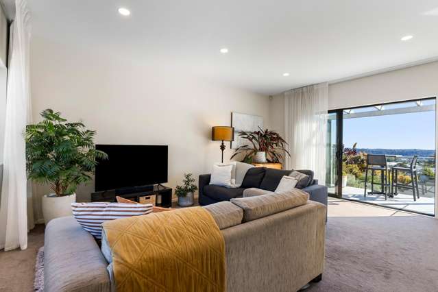 Elevate Your Everyday: Bold Sunset Views!