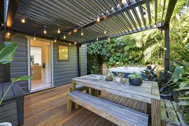 10 Onslow Road_4