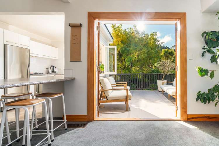 21 Waikare Street Karori_6