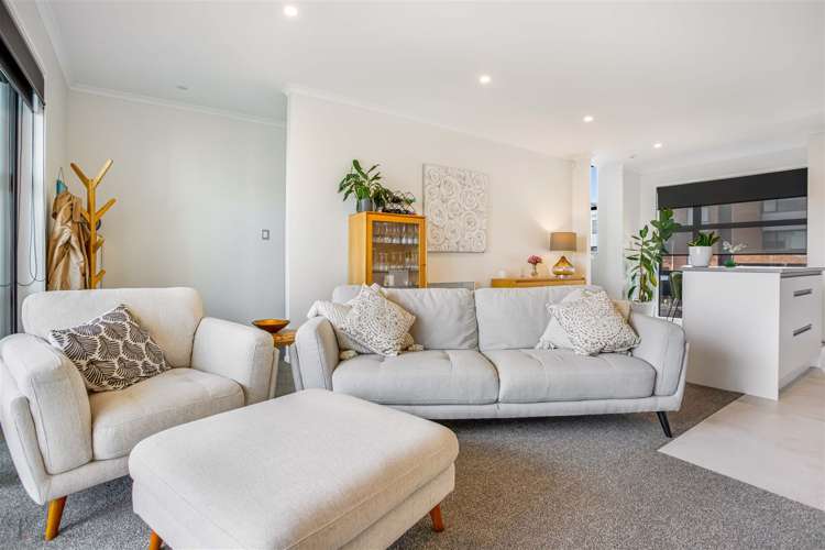 8 Raranga Lane Hobsonville_5