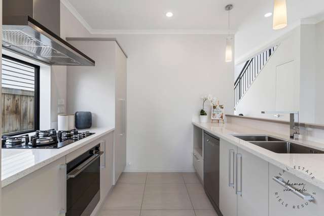 7 Costa Viva Crescent Karaka_3