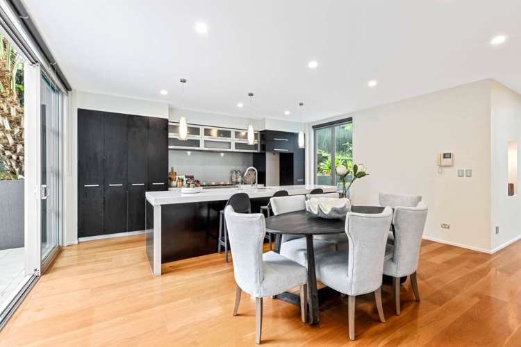 19 Zara Court Windsor Park_30