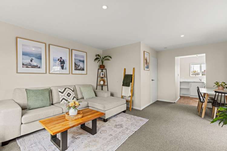 2/139 Brougham Street Addington_2