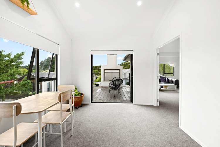 76 Addison Street_4
