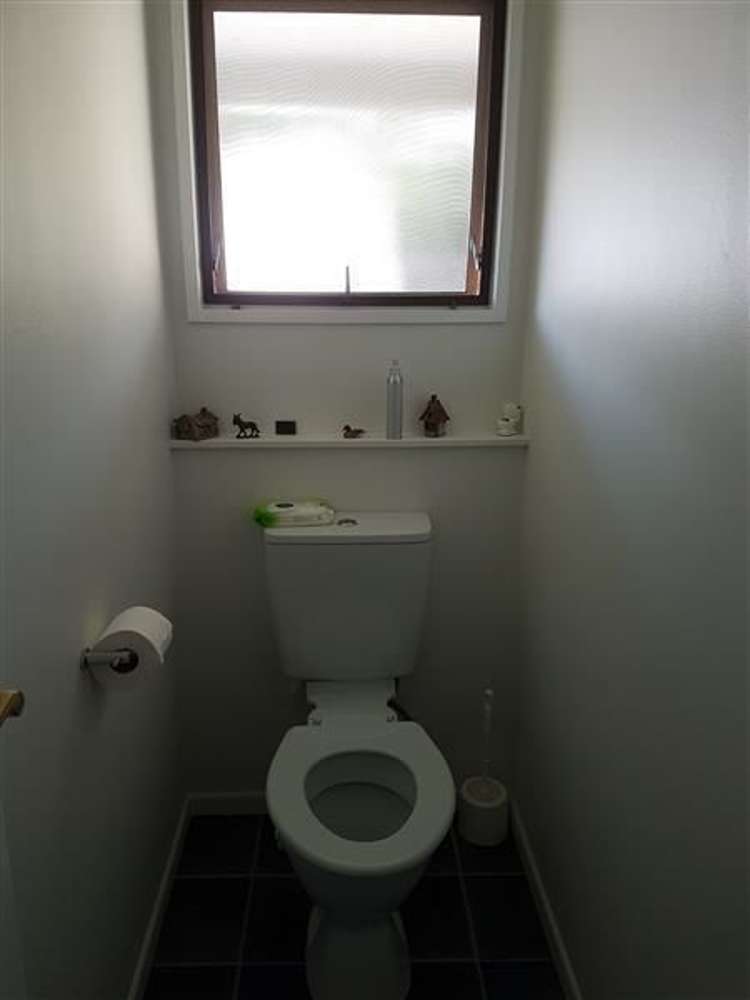 13 Fleetwood Grove Waikanae_14