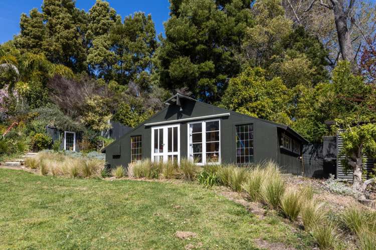 139 Tauroa Road Havelock North_31