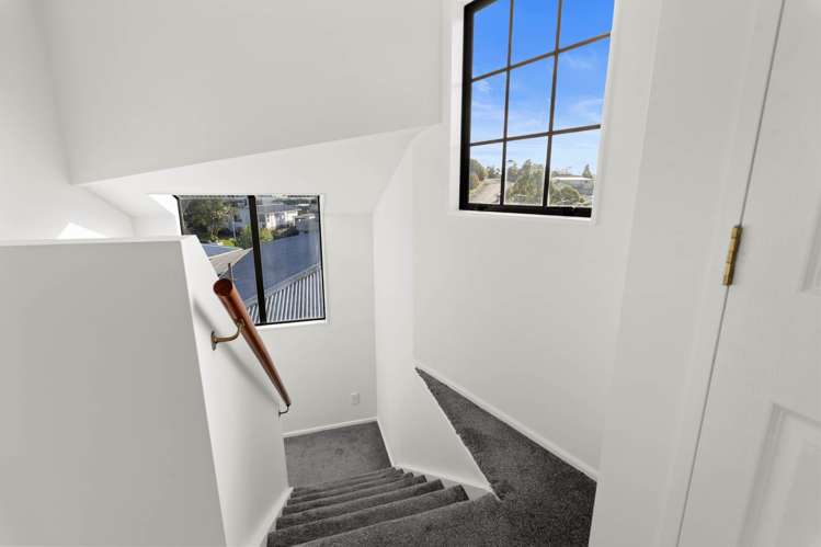 2/10 Juniper Road Sunnynook_10