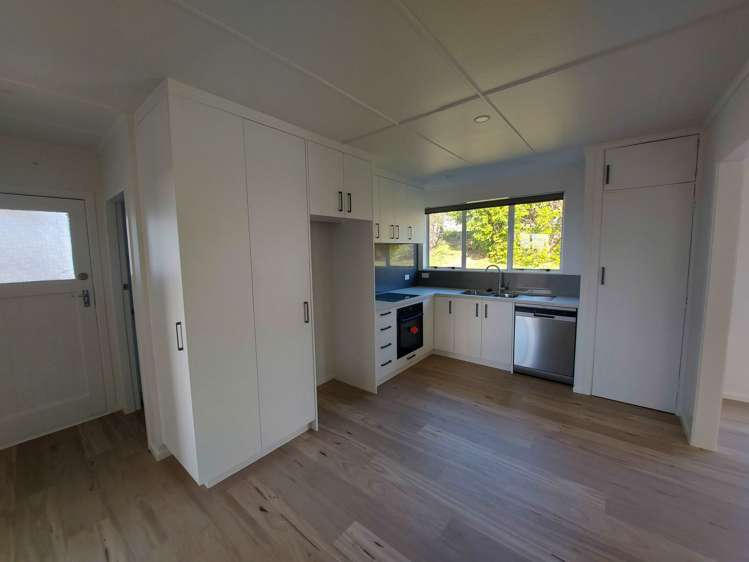 14 Corks Road Te Kamo_3