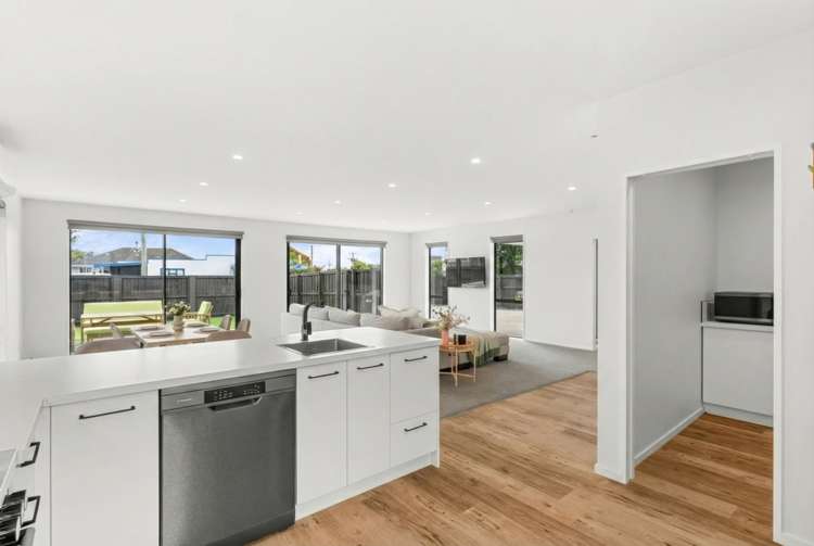 139 Springs Road Hornby_5