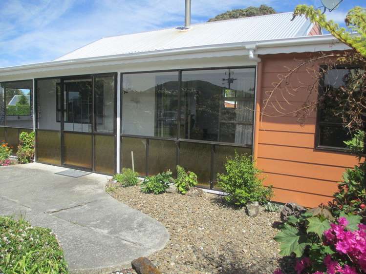 22 Arthur Road Owaka_17