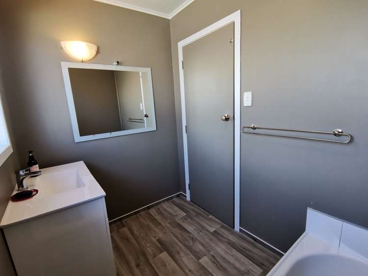 9 Bowen Street Kokatahi_17