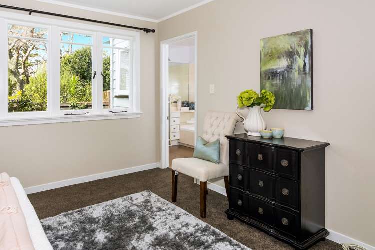 8 Penning Road Castor Bay_13