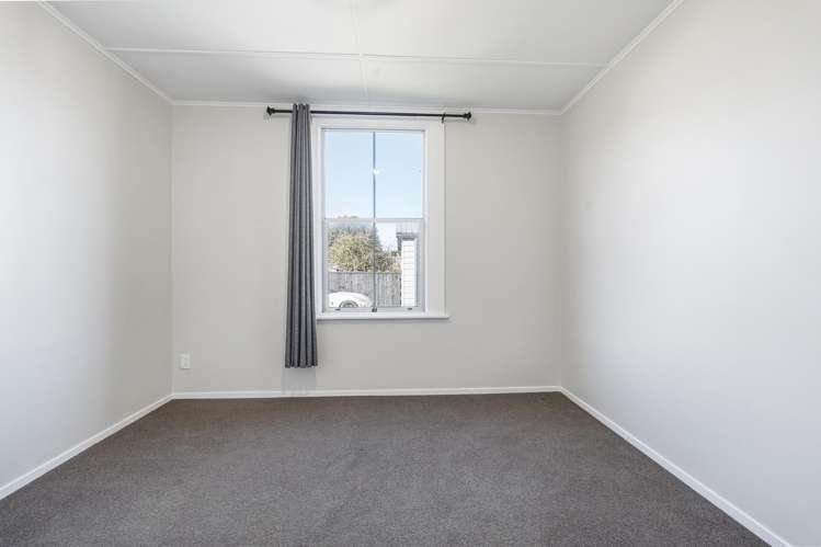 67 Queen Street Waitara_13