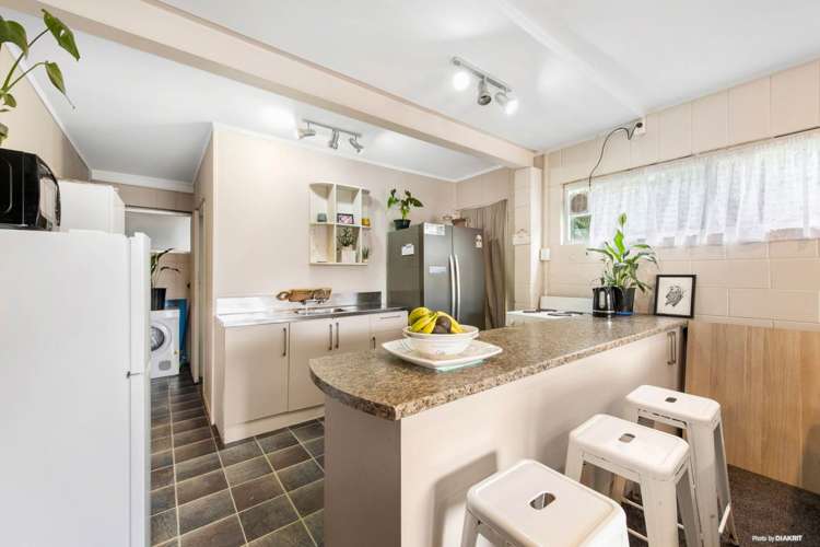 200 Henderson Valley Road Henderson_16