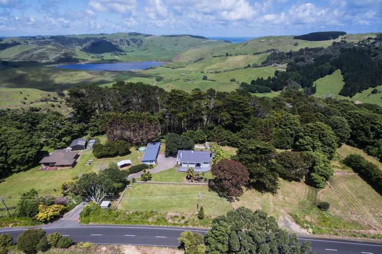 1437 Awhitu Road Pollok_14