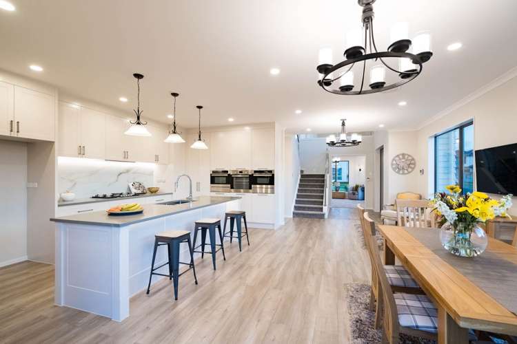 30 Horsefields Drive Flat Bush_6