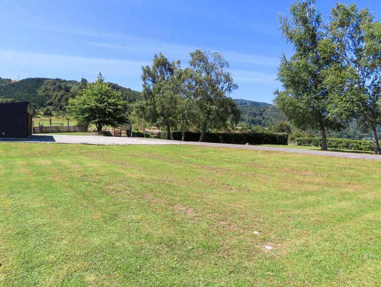 25 Butts Road Reefton_1