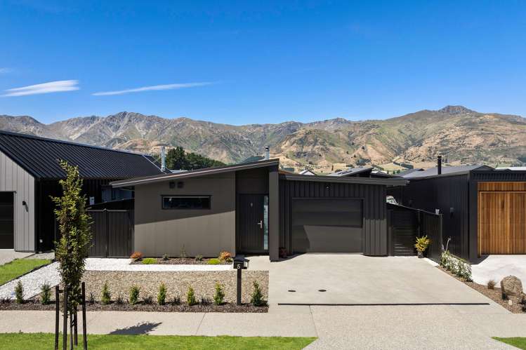 5 Dunn Street Lake Hawea_5