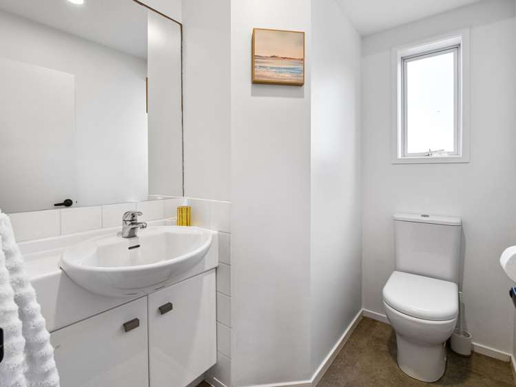 140B Marine Parade Mt Maunganui_20