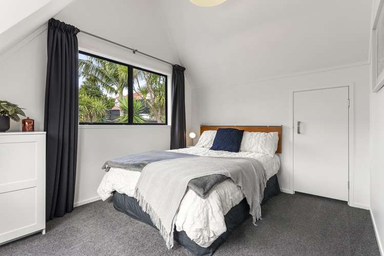 46 & 46A Houston Place Glenfield_14