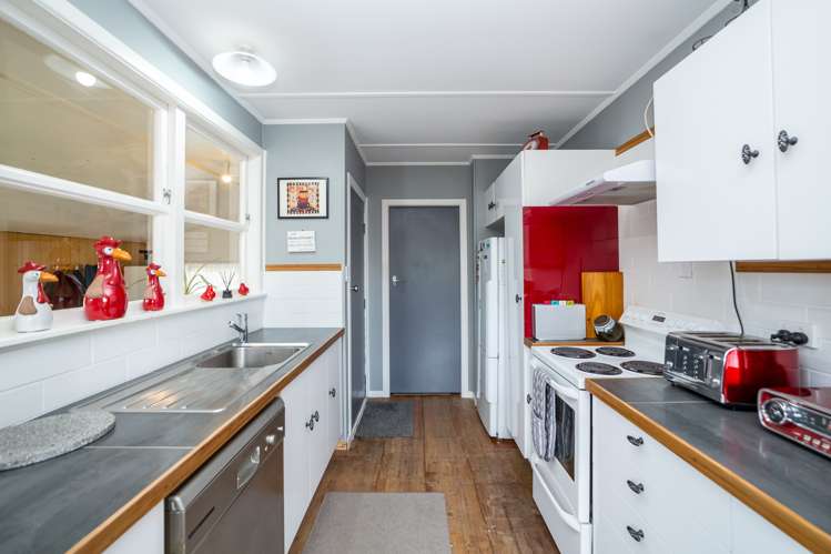 34 William Benton Street Featherston_9